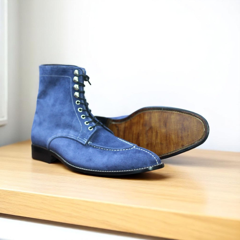 Sole view with leather outsole