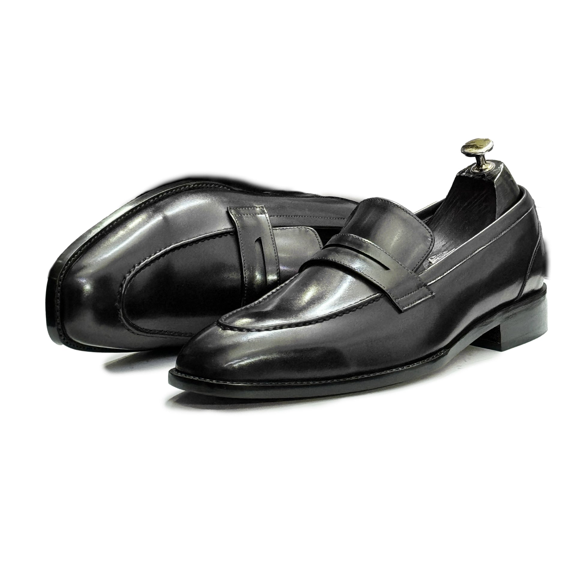 Close-Up of Fit – Close-up of the slip-on fit on Handmade Men’s Black Leather Loafers, offering an easy and secure fit for all-day wear.

