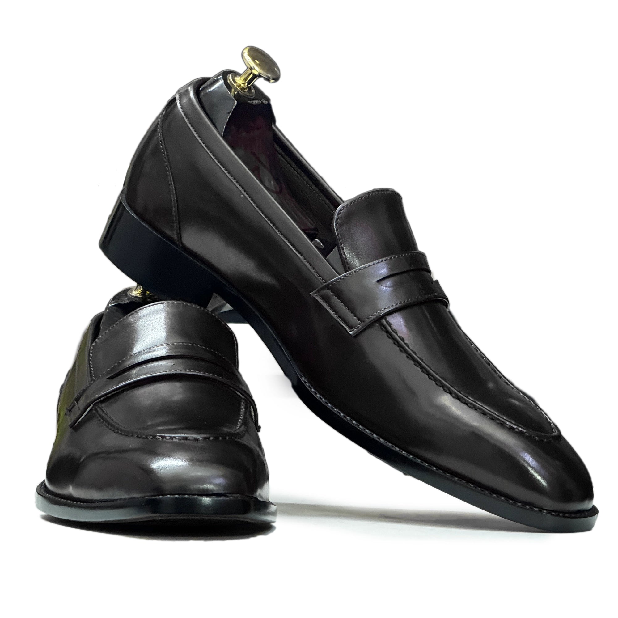 Close-Up of Fit – Close-up of the slip-on fit on Handmade Men’s Black Leather Loafers, offering an easy and secure fit for all-day wear.

