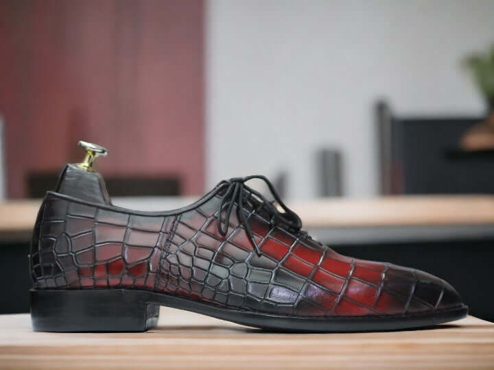 Alligator Print Leather Shoes,Ox Blood Elegant Whole Cut Shoes For Men