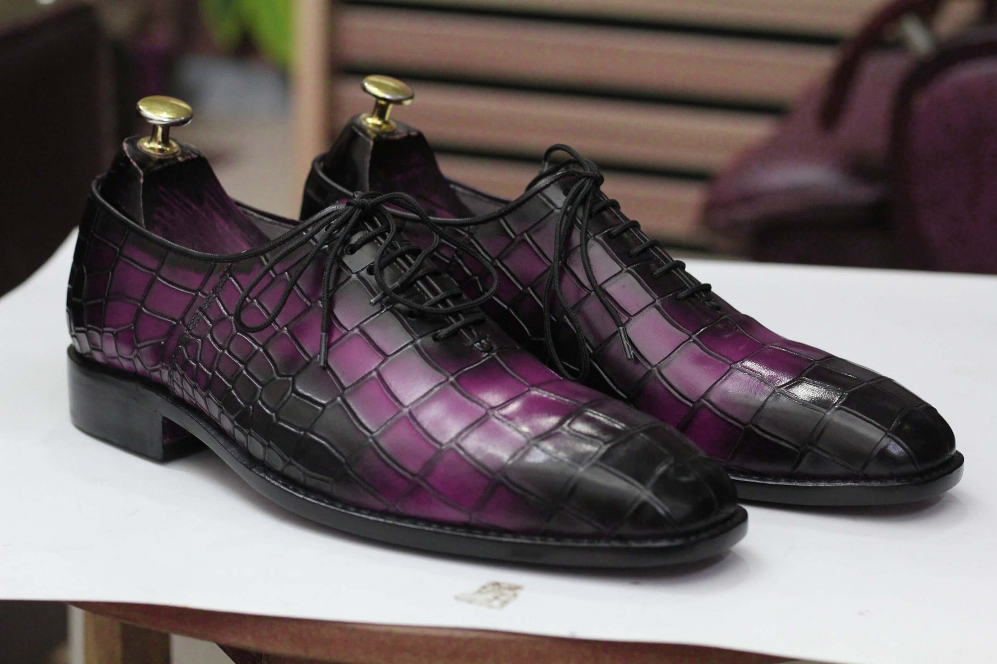 Alligator Print Leather Shoes,Ox Blood Elegant Whole Cut Shoes For Men