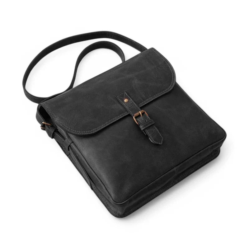 Balck Leather Satchil Fo rMen s