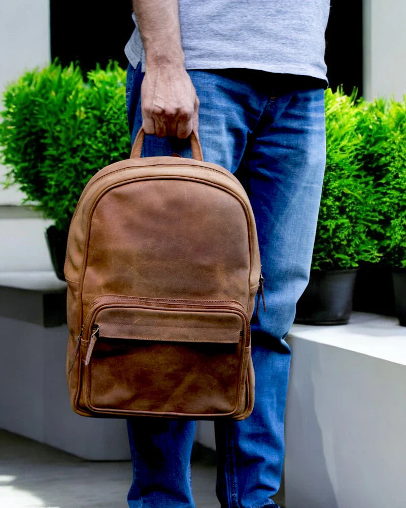 Men’s Leather School Bag with Multiple Storage Compartments – A full-grain leather bookbag with premium craftsmanship.