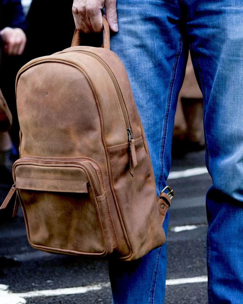 Handmade Leather Knapsack for Everyday Use – Ergonomically designed with a classic aesthetic, perfect for commuting and travel.