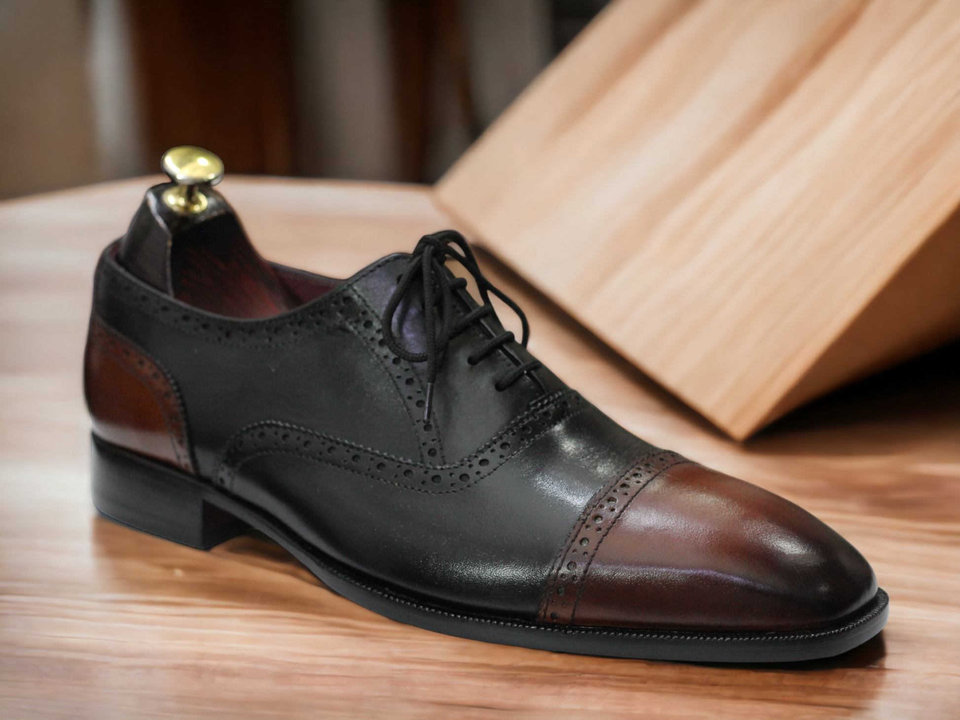 Men's Black & Brown Oxford Shoes with Leather Lining and Sole