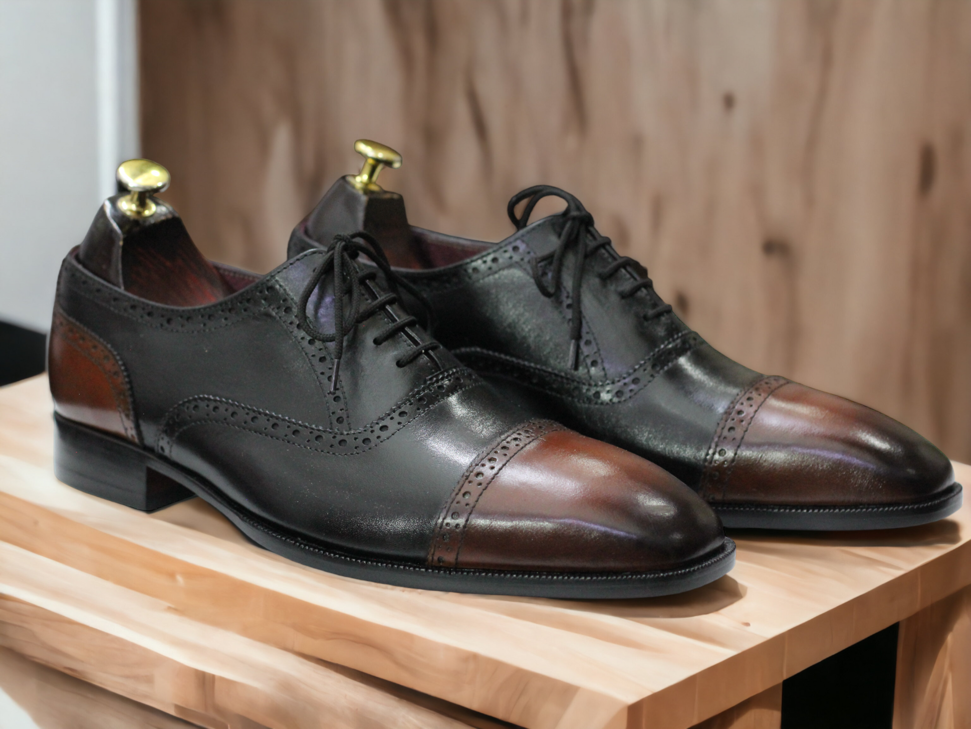 Men's Black & Brown Oxford Shoes with Leather Lining and Sole