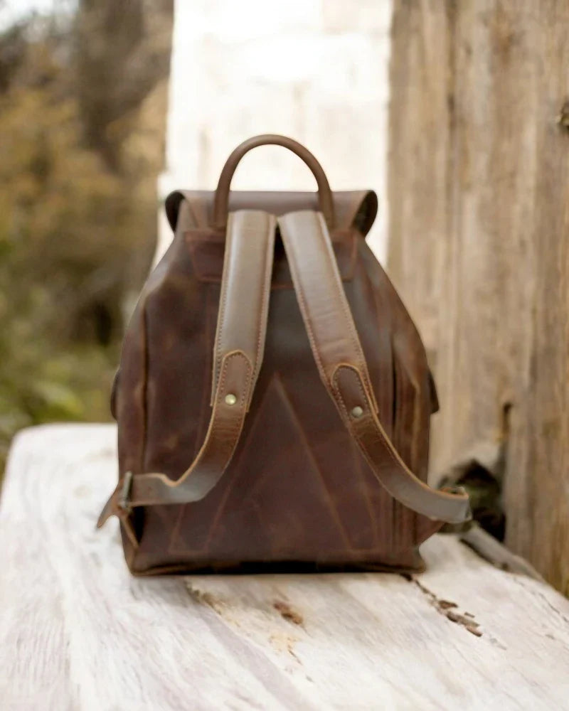 Premium quality handmade leather bag for daily use