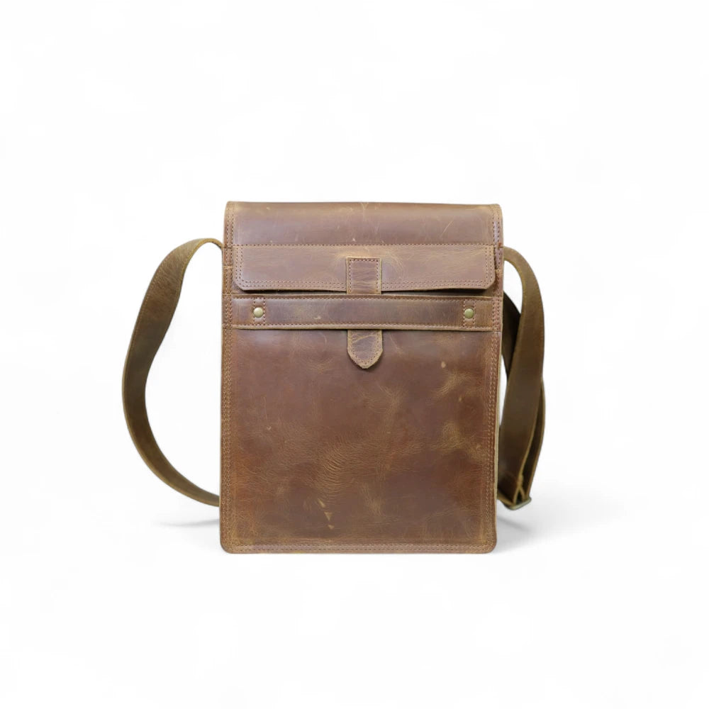 Back side view of men's full-grain leather messenger bag

