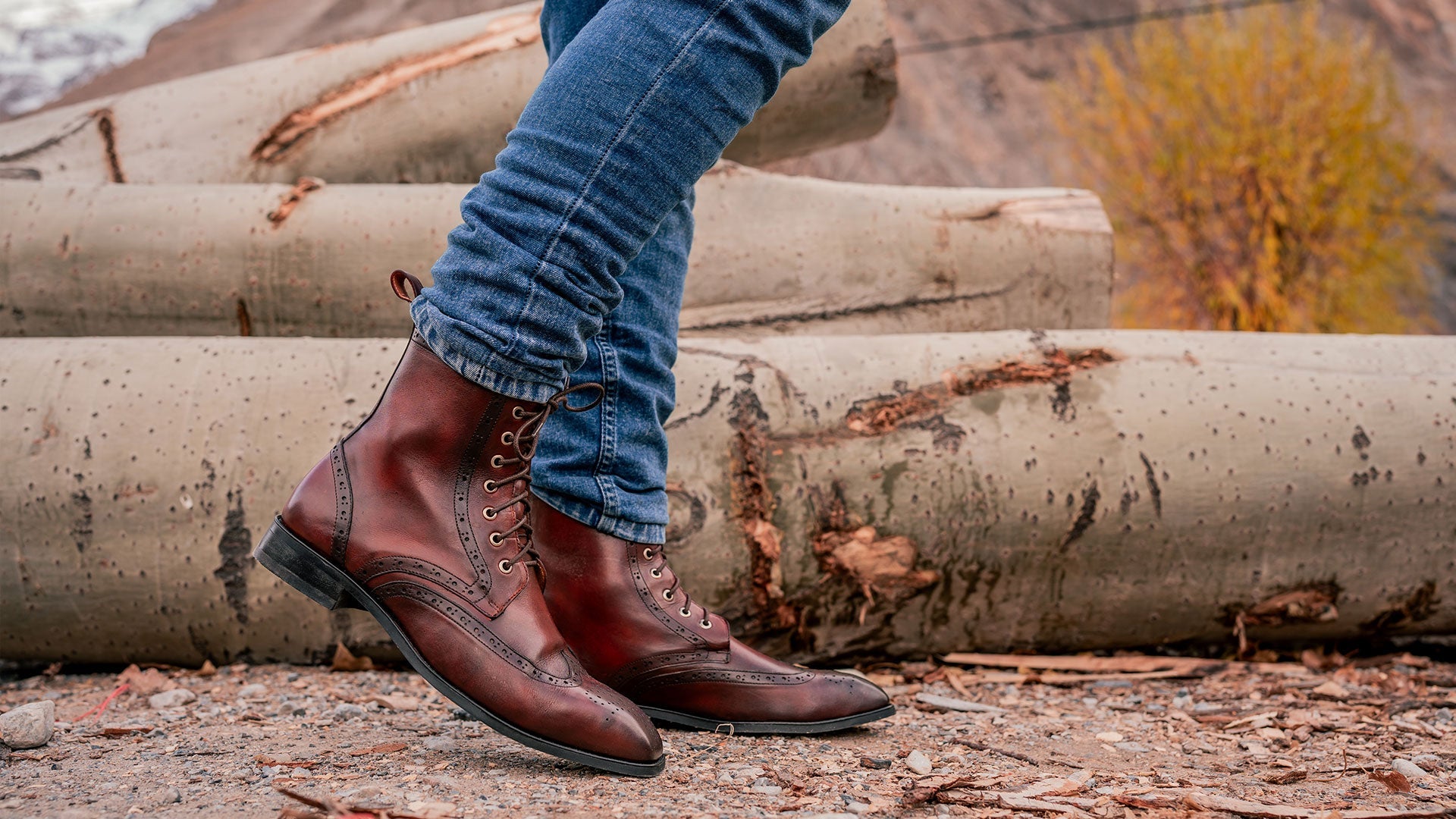 "Men's handmade ankle boots crafted from premium leather, featuring a sleek design and durable construction for both style and comfort, perfect for versatile wear in any season.1621243260e1af0c20-2