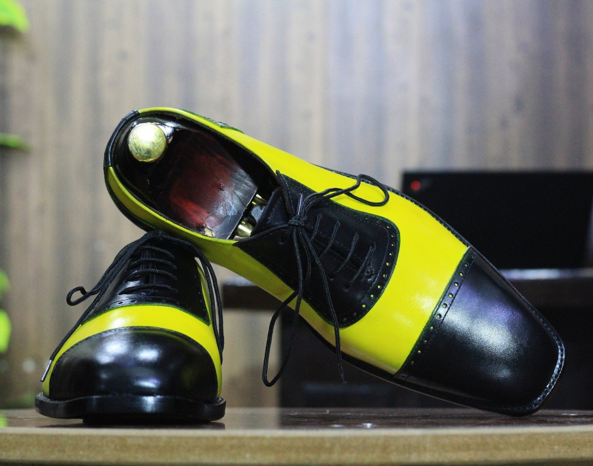 Handmade Yellow & Black Genuine Cow - Hide Leather Cap Toe Shoes For Men, Oxfords Dress Formal Lace Up Shoes For Mens - Posh Footwear