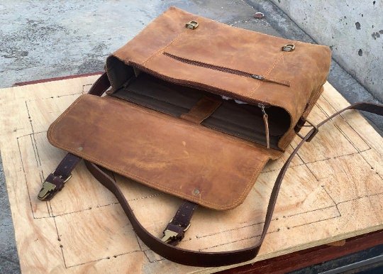 Made To order Hand Stitched Genuine Leather Crossbody Messenger Bag, Briefcase Bag, Laptop Bag, Crazy Horse Pull - Up Leather Vintage Bag - Posh Footwear