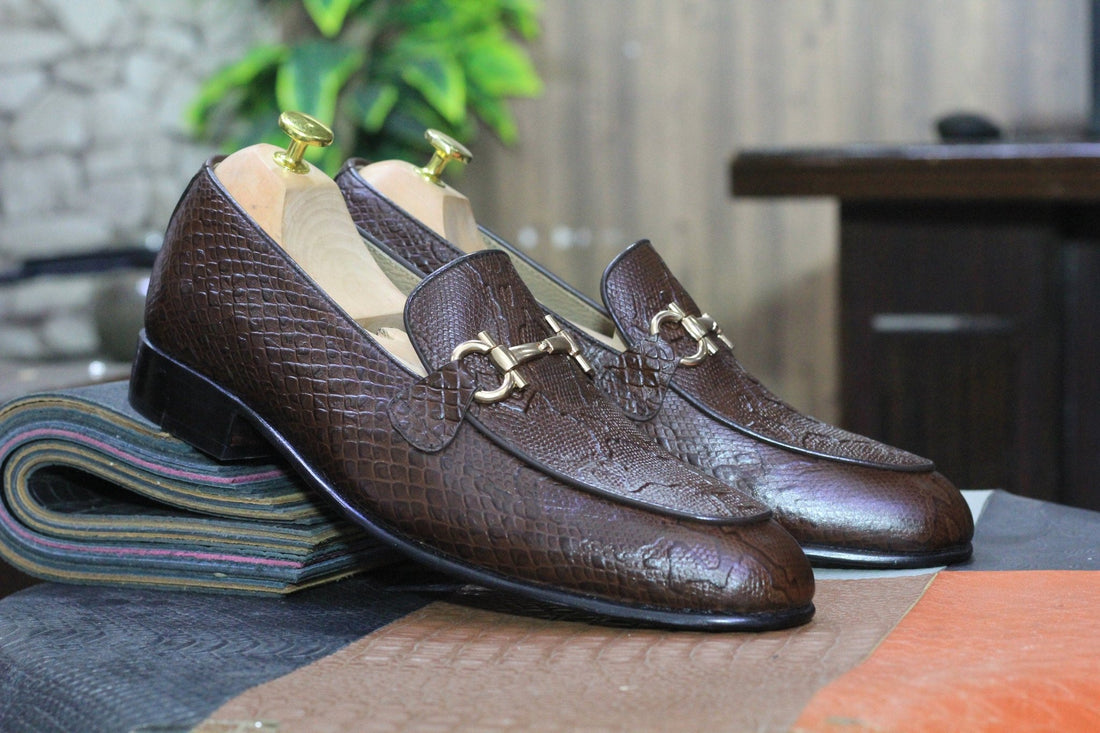 New Handmade Python Textured Genuine Cow-Hide Leather Buckle Loafers For Men, Dress For Men's